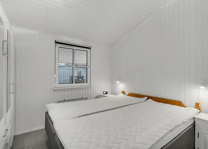 Дом отдыха 3 Bedroom Beautiful In *
